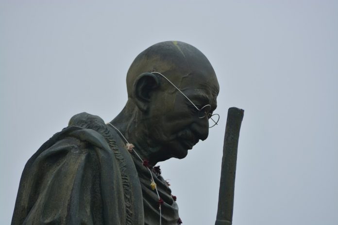 ghandi-1267827_960_720
