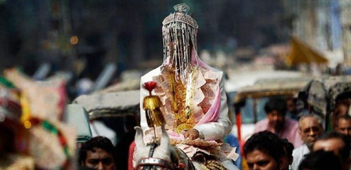 up_dalit_groom_wants_to_ride_horse_police_draw_up_map_for_baraat_1522818255-1200x582 up_dalit_groom_wants_to_ride_horse_police_draw_up_map_for_baraat_1522818255-1200x582